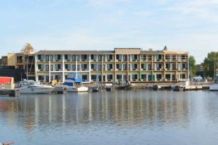 commercial condominium stratford